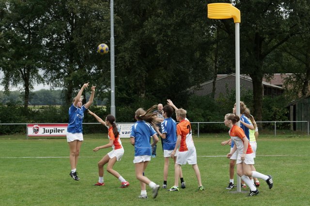 Korfbal C2  14 september-016.JPG